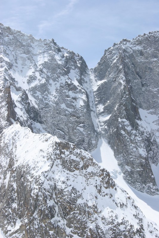 #3 Col à l Col à l'est de Soreiller : Idem que l'autre col avec le saut de barre en prime...