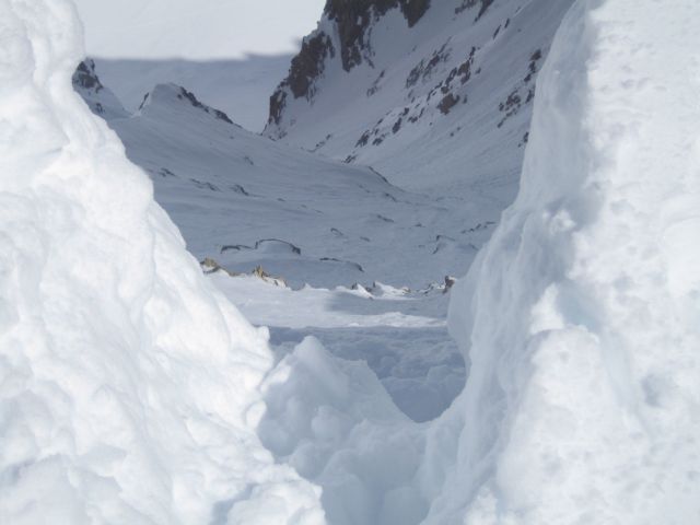 #6 couloir N : vue plongeante depuis le col couloir N : vue plongeante depuis le col
