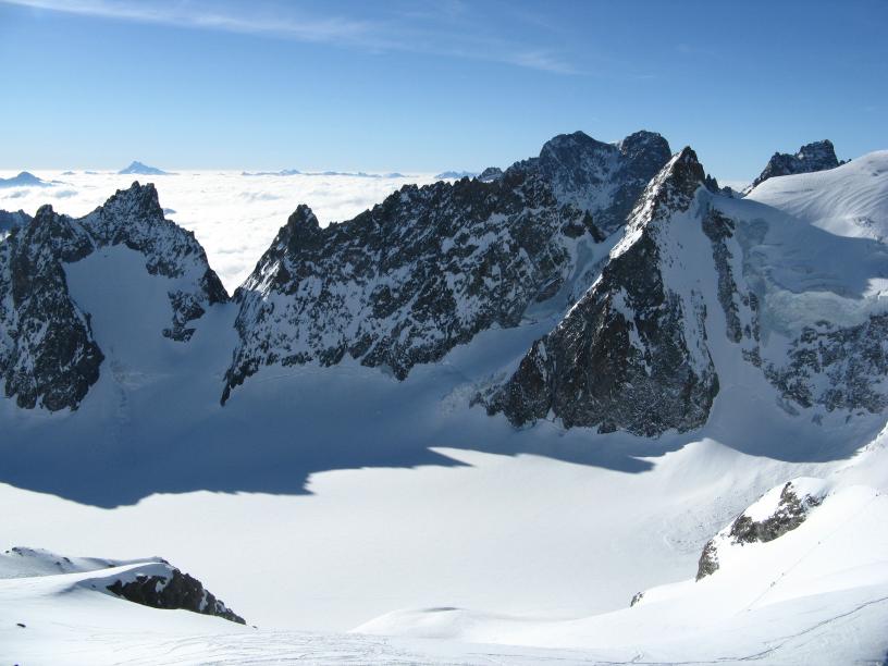 Barre Noire : Un peu de glace en haut, le reste enneigé