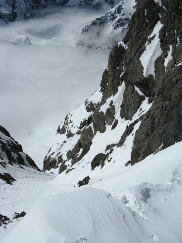 Sagne : Par ici la sortie...
C'est déjà plus impressionnant d'en haut, non.