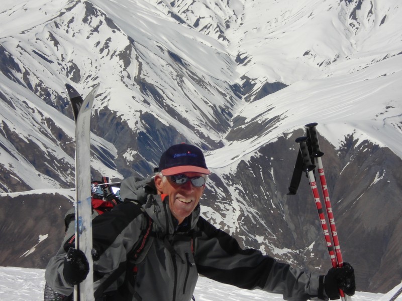 #21 Tour de la Meije 2008 : Luc-Henry arrive au refuge de l Tour de la Meije 2008 : Luc-Henry arrive au refuge de l'Aigle avec la banane après avoir gravis la Meije Orientale.