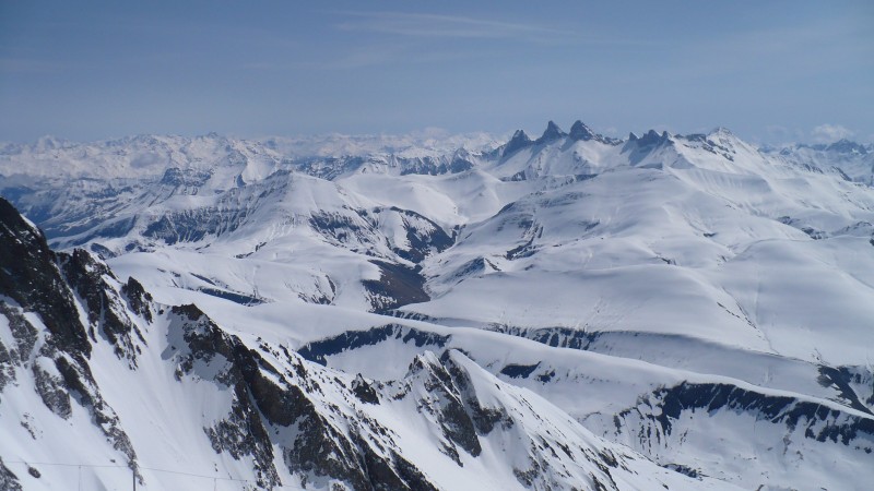 #3 Les Aiguilles d Les Aiguilles d'Arves : Voici les fameuses trois Aiguilles d'Arves et le Plateau d'Emparis.