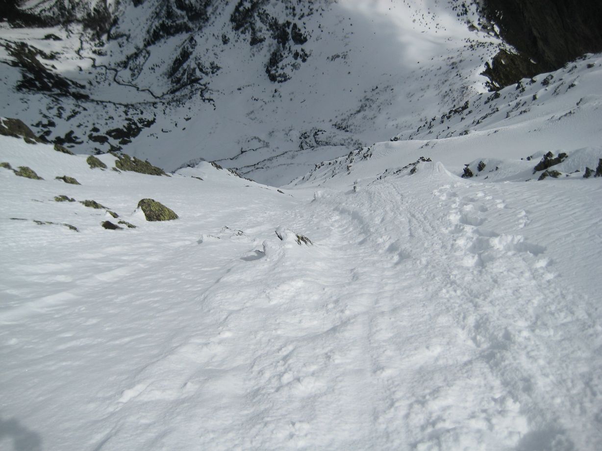 Dans la face à la montée : Pas trop pénible à tracer