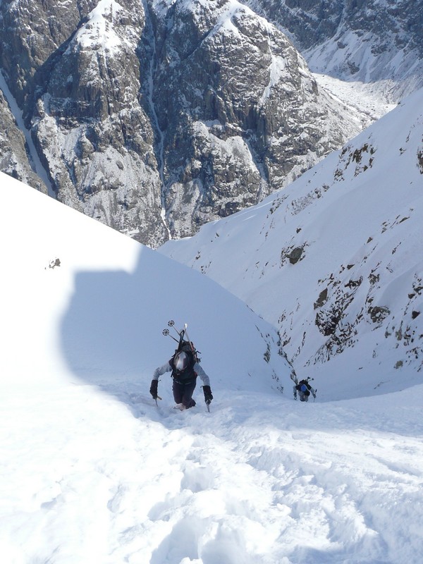 #5 Grande Aiguille de la Bérarde : Le soleil nous rattrape. Grande Aiguille de la Bérarde : Le soleil nous rattrape.