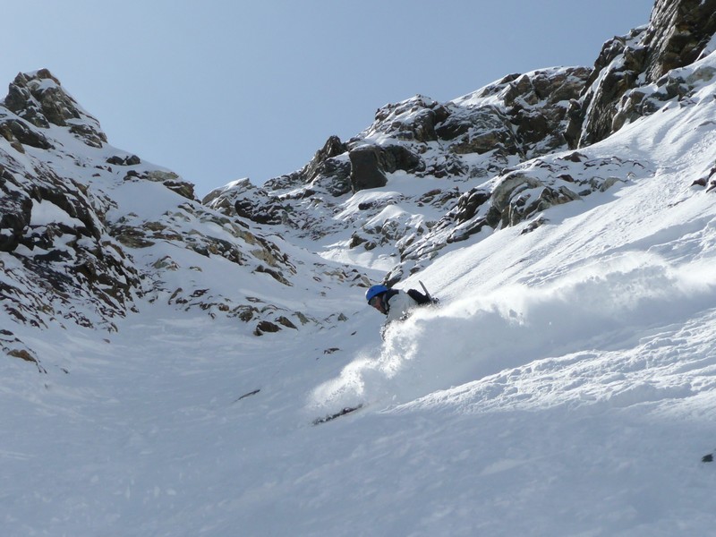 #10 Grande Aiguille de la Bérarde : Belle poudreuse dans les contrepentes. Grande Aiguille de la Bérarde : Belle poudreuse dans les contrepentes.