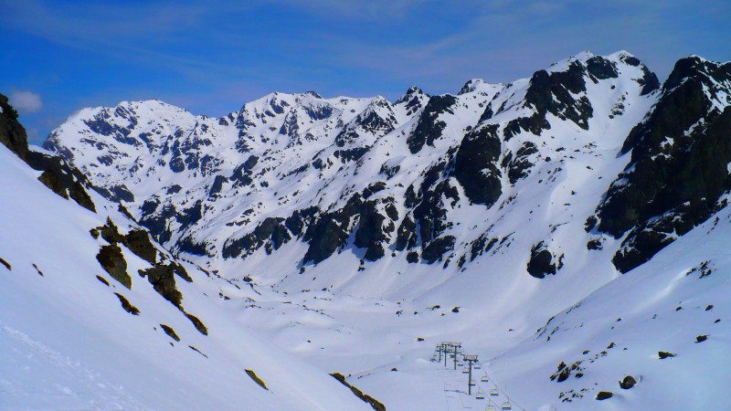 #5 Belledonne Sud : Vue sur une partie de Belldonne, du Grand Sorbier à la Grande Lance de Domène. Belledonne Sud : Vue sur une partie de Belldonne, du Grand Sorbier à la Grande Lance de Domène.