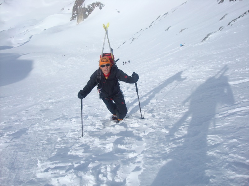 Ski sur le dos : Benoît dans son exercice favori