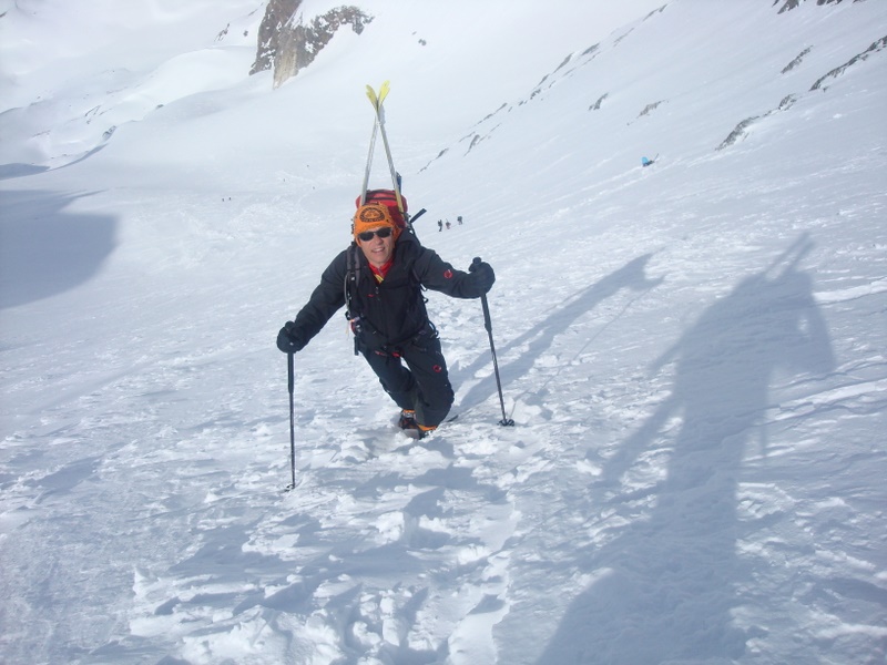 #5 Ski sur le dos : Benoît dans son exercice favori Ski sur le dos : Benoît dans son exercice favori