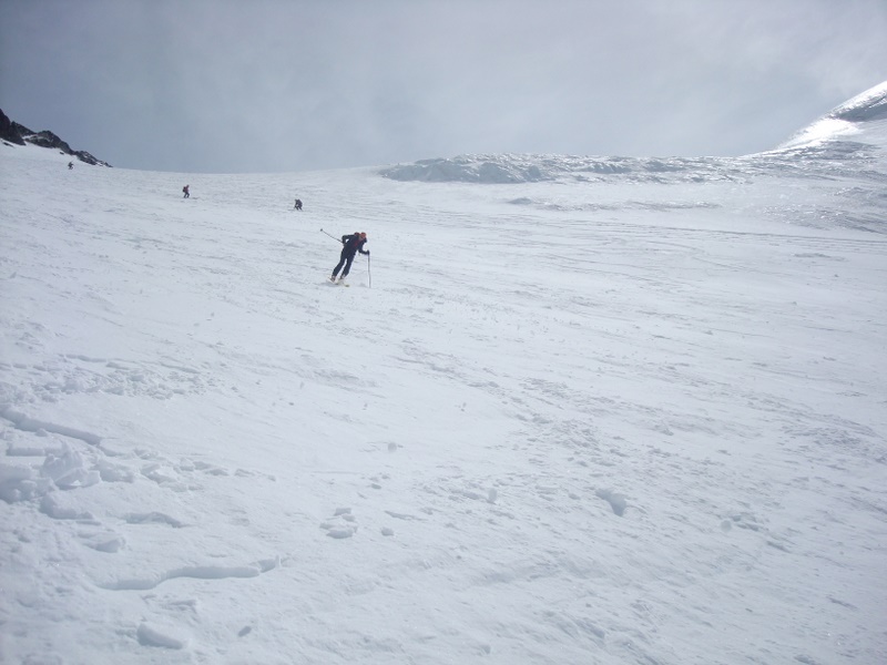 #8 Milieu du mur : C Milieu du mur : C'est pour montrer la qualité de la neige mais également pour le style incomparable de Benoît