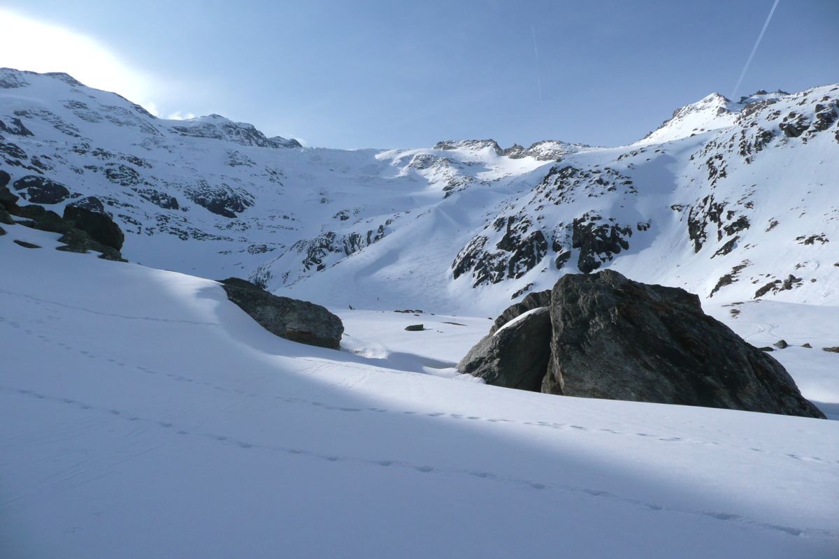 #1 Altitude 2200 m : Vue sur la suite de l Altitude 2200 m : Vue sur la suite de l'tinéraire, en bordure du glacier du Génépy