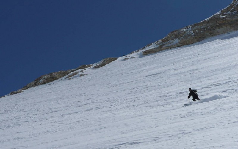 Whouhou : Après le passage étroit entre les rochers, Joe lache les chevaux