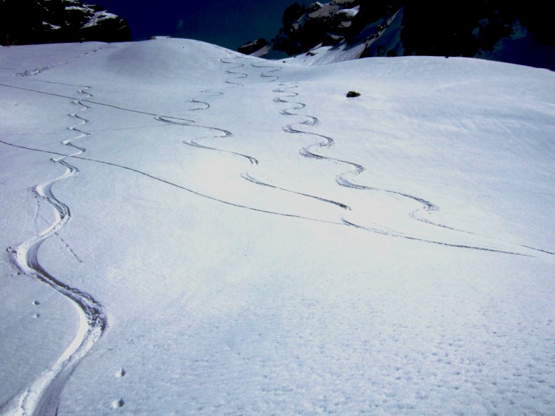 #6 Chombas Pré aux chèvres : neige lourde mais bien skiante dans la combe de Chombas Chombas Pré aux chèvres : neige lourde mais bien skiante dans la combe de Chombas