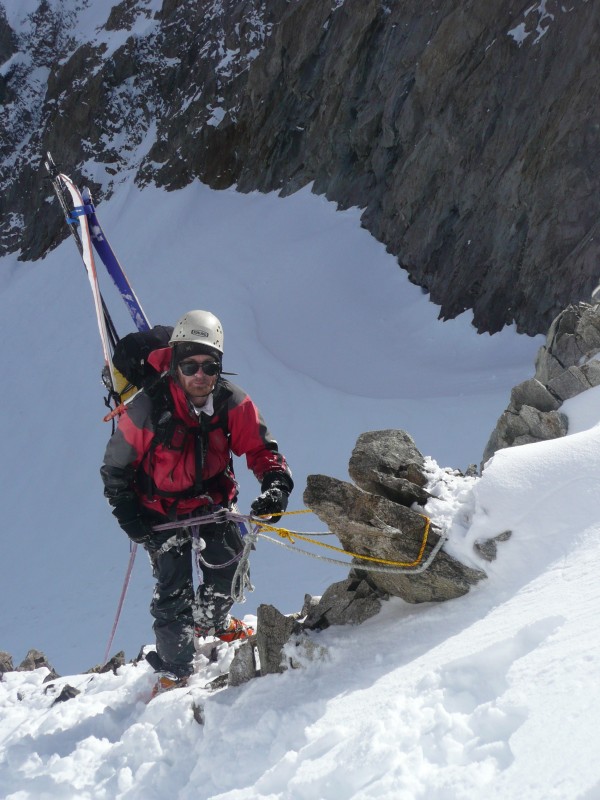 #11 Col du glacier Noir : Petit rappel pour accéder au versant Sud Col du glacier Noir : Petit rappel pour accéder au versant Sud