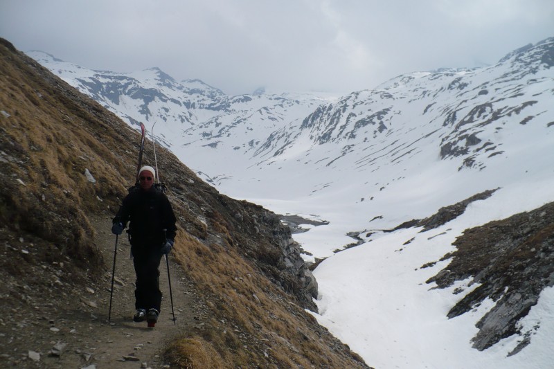 #8 Gorges de Malpasset : Portage dans les gorges de Malpasset. Gorges de Malpasset : Portage dans les gorges de Malpasset.