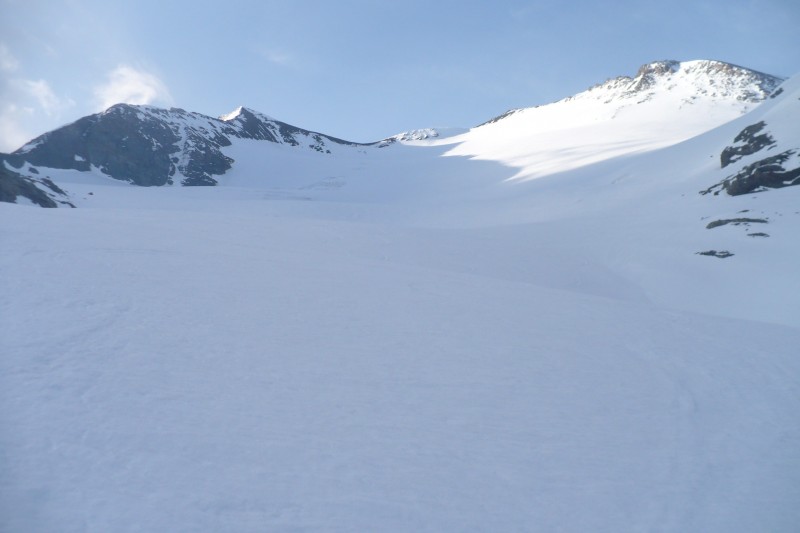 La Grande Aiguille Rousse. : Le Glacier des sources de l'Isère et la Grande Aiguille Rousse au matin.