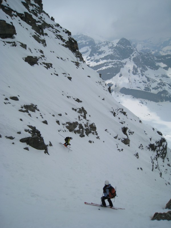 #8 Couloir Ouest : ça passe bien en rive gauche! Couloir Ouest : ça passe bien en rive gauche!