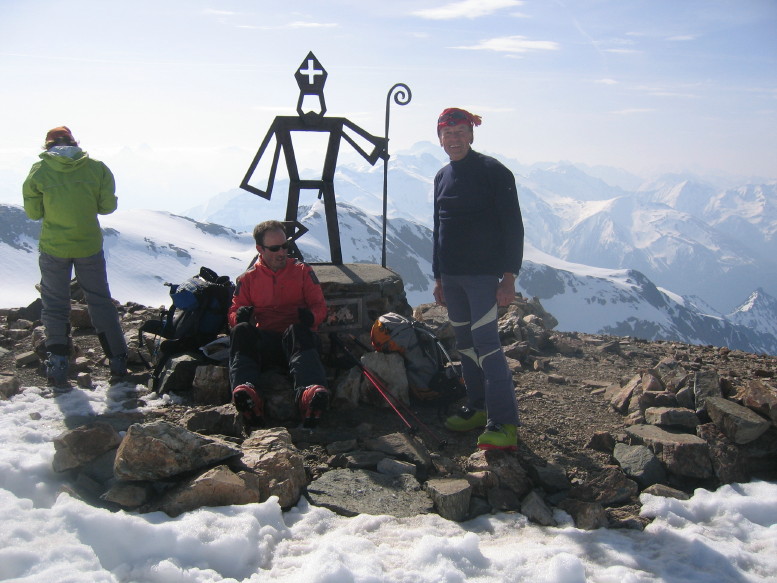 #2 Sommet du Taillefer : Pause au sommet avec Rolland Sommet du Taillefer : Pause au sommet avec Rolland