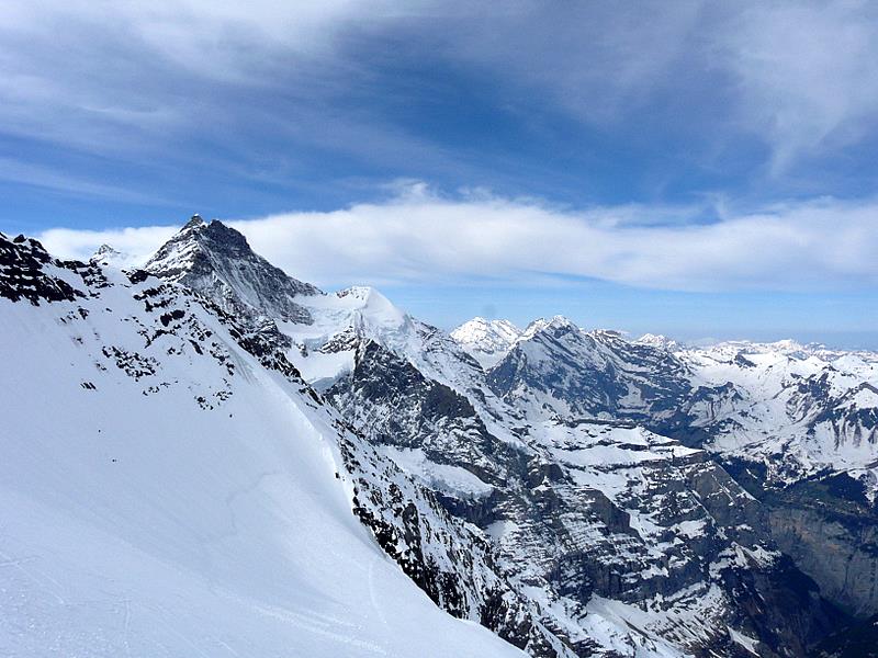 Jungfrau : Vue sur la Jungfrau depuis le replat relatif au dessus du sérac