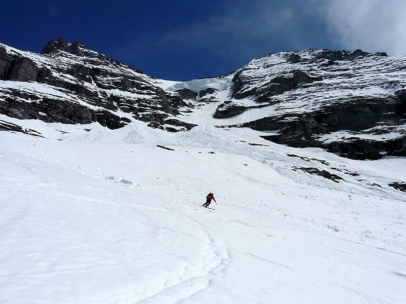 Eiger : Dans les pentes plus douces vers 2500