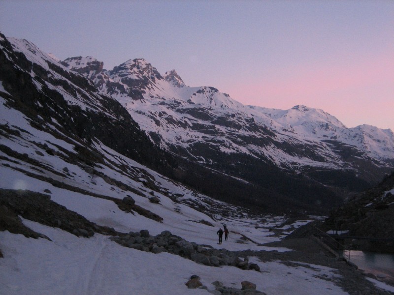 #1 Dent Sud de Bertol : Le ciel se colore... Dent Sud de Bertol : Le ciel se colore...