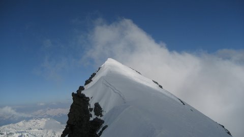 #5 aiguille du saint esprit : dimanche de pentecote aiguille du saint esprit : dimanche de pentecote