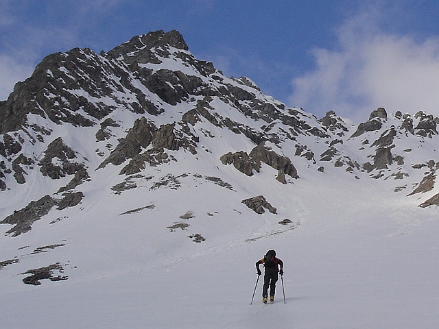#1 Vers le couloir : "LE" coin de ciel bleu de la matinée Vers le couloir : "LE" coin de ciel bleu de la matinée