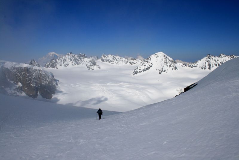 #35 Arrivée au col : Pas trop de visi pour aller au sommet du Tournelon Arrivée au col : Pas trop de visi pour aller au sommet du Tournelon