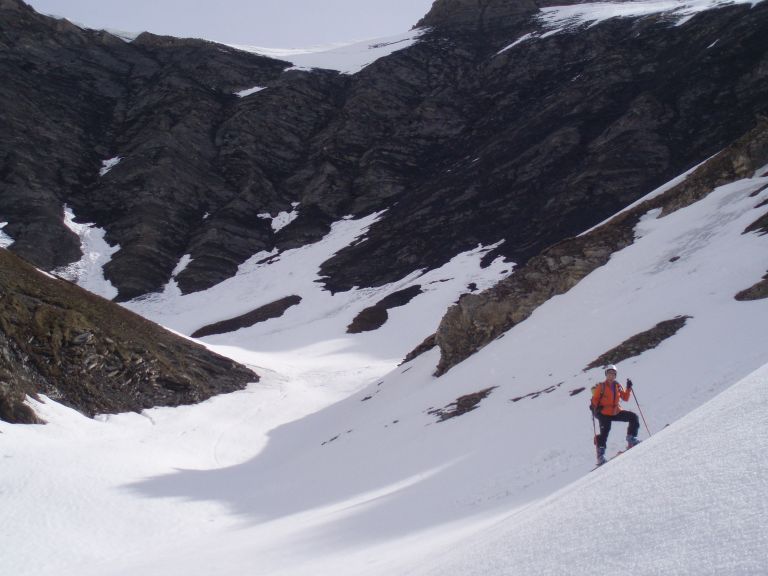 #8 Aiguille de Morges : Le petit vallon orienté Sud qui permet de rejoindre le vallon long Aiguille de Morges : Le petit vallon orienté Sud qui permet de rejoindre le vallon long