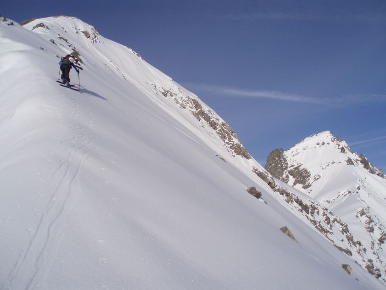 #3 Montagnon : L Montagnon : L'arête de la cîme du Montagnon, un peu expo à skis, on finira à pied