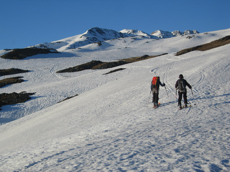 Au loin l'Aiguille de Laisse : Une looooongue traversée qui dénivelle un peu quand même