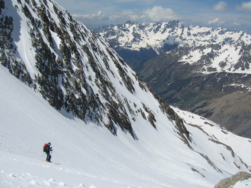 Belledonne : Encore beaucoup de neige