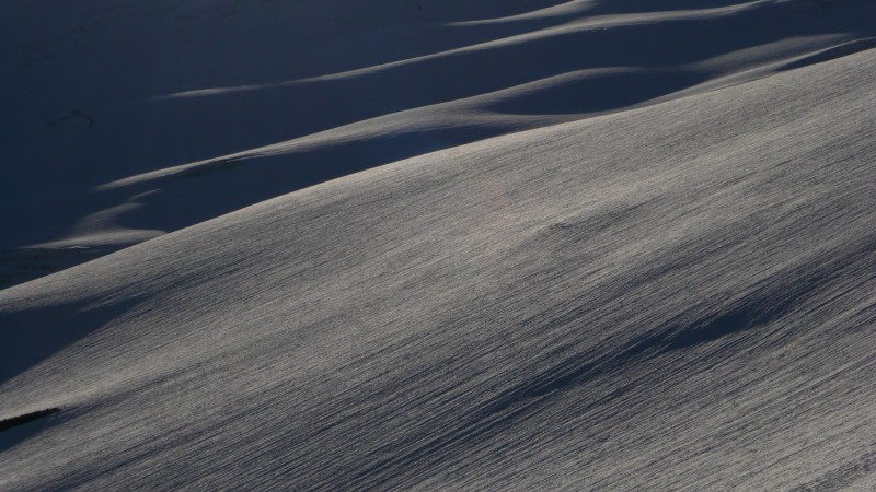 #4 Dunes et rigoles de neige : Sur le Coleman Glacier Dunes et rigoles de neige : Sur le Coleman Glacier