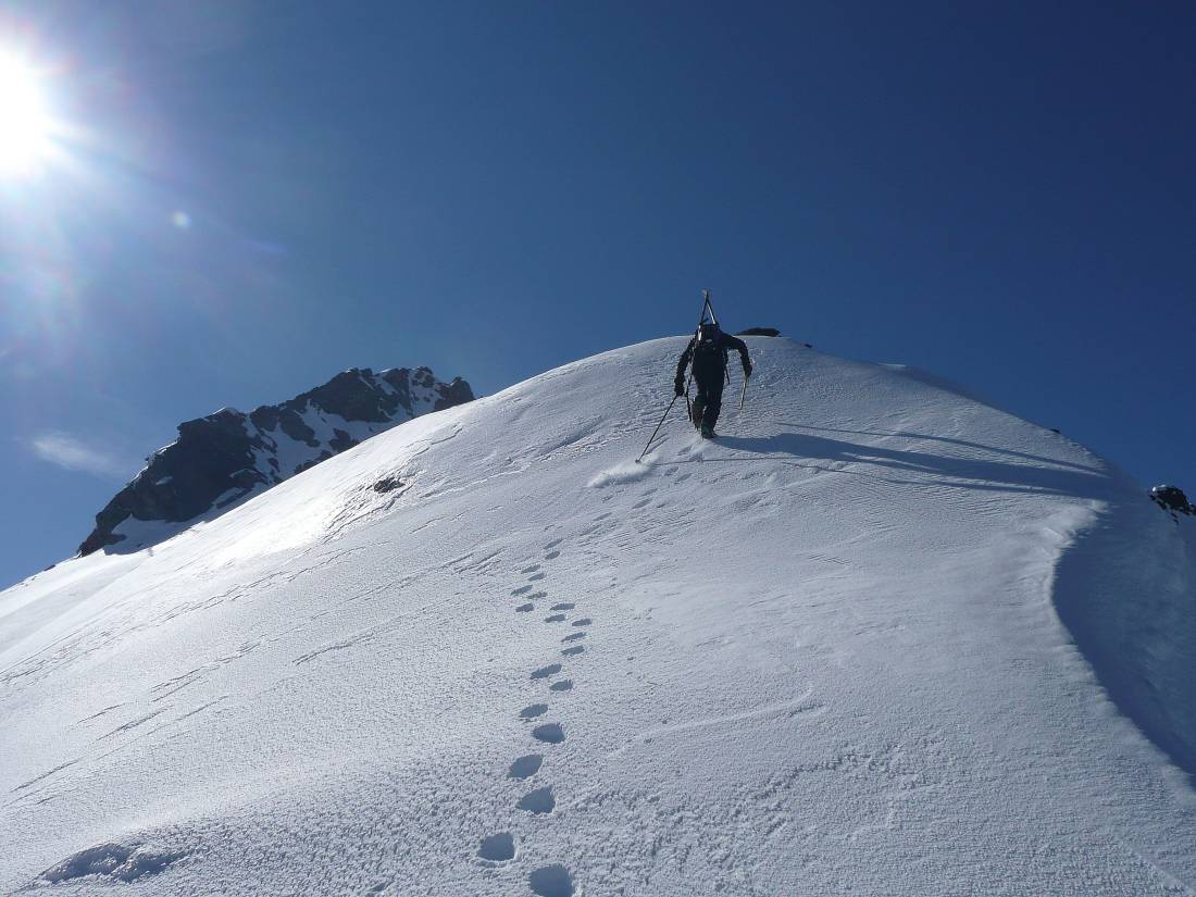 #6 à la sortie du couloir : Seb attaque la crête finale à la sortie du couloir : Seb attaque la crête finale