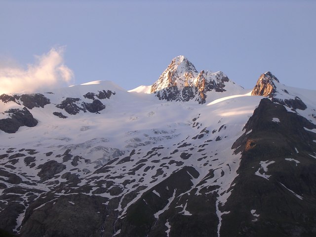 #12 Aig des glaciers : Aiguille vendredi soir... Aig des glaciers : Aiguille vendredi soir...