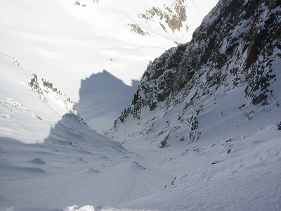 #4 Couloir Nord : Couloir Nord de la Brêche de la Somme, en neige encore bien froide Couloir Nord : Couloir Nord de la Brêche de la Somme, en neige encore bien froide