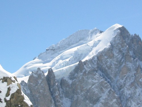 #3 Les Ecrins : La barre et le dôme des Ecrins, vus de la brêche de la Somme Les Ecrins : La barre et le dôme des Ecrins, vus de la brêche de la Somme