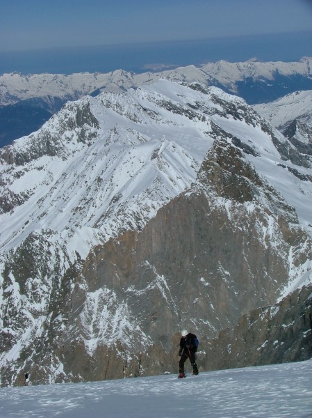 sous le col des Grands Couloir : Au dessus des Glières et du massif du Grand Bec