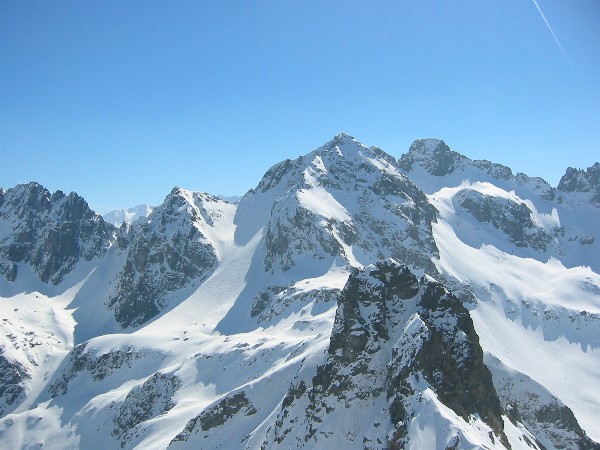 #3 pic de la pierre : toujours du sommet du replomb, vue sur la breche de l pic de la pierre : toujours du sommet du replomb, vue sur la breche de l'homme, le col de la pierre descendu plus tot et le Pic de la Pierre