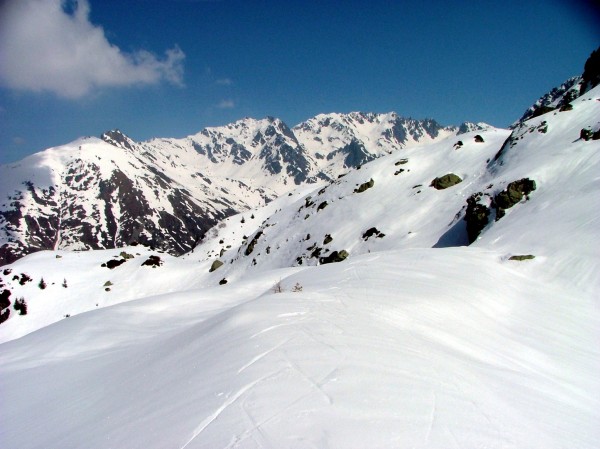#4 massif de la Belle Etoile : Vue sur le versant S de la Belle Etoile et du Venetier. massif de la Belle Etoile : Vue sur le versant S de la Belle Etoile et du Venetier.