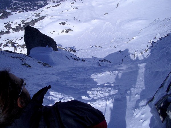 Face N du Grand Crozet : Un petit coup d'oeil avant de se jetter dans la face N du Grand Crozet....