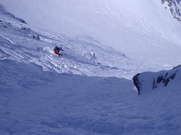 Face N du Pic du Frêne : Al dans le milieu de la face. Poudreuse assez compacte, tracée mais quand même plutôt agréable à skier.