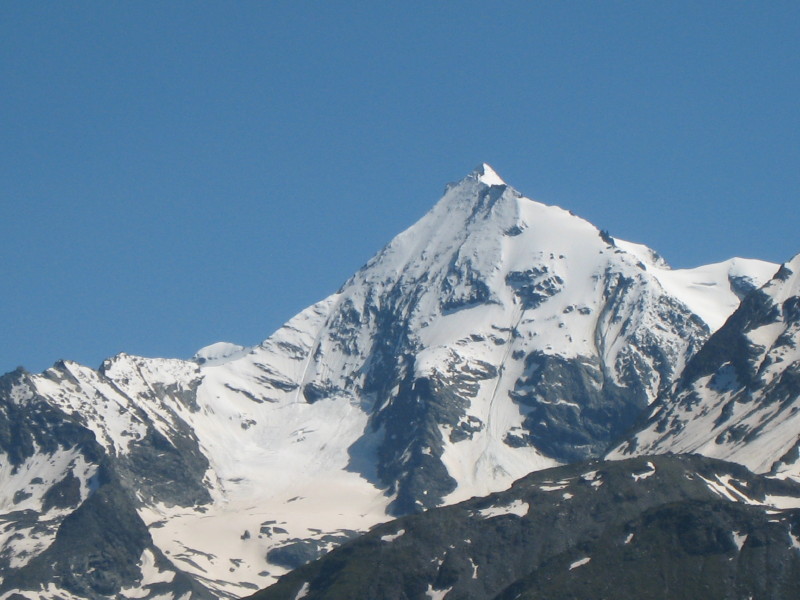 #5 face du Turia : la face vu de sous le col du petit St Bernard face du Turia : la face vu de sous le col du petit St Bernard