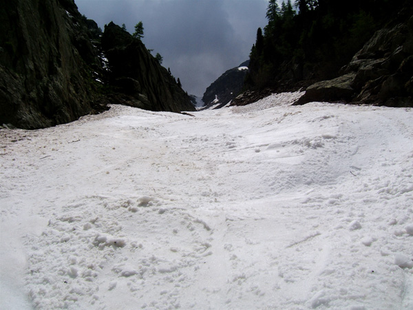#8 Brocan : Le Vallon de Balma Ghilie en très bonne condition, avec une épaisseur de plus de 2m de neige. Brocan : Le Vallon de Balma Ghilie en très bonne condition, avec une épaisseur de plus de 2m de neige.