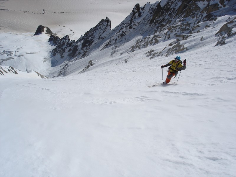 #7 milieu du couloir : la neige sera de plus en plus lourde mais toujours agréable à skier milieu du couloir : la neige sera de plus en plus lourde mais toujours agréable à skier