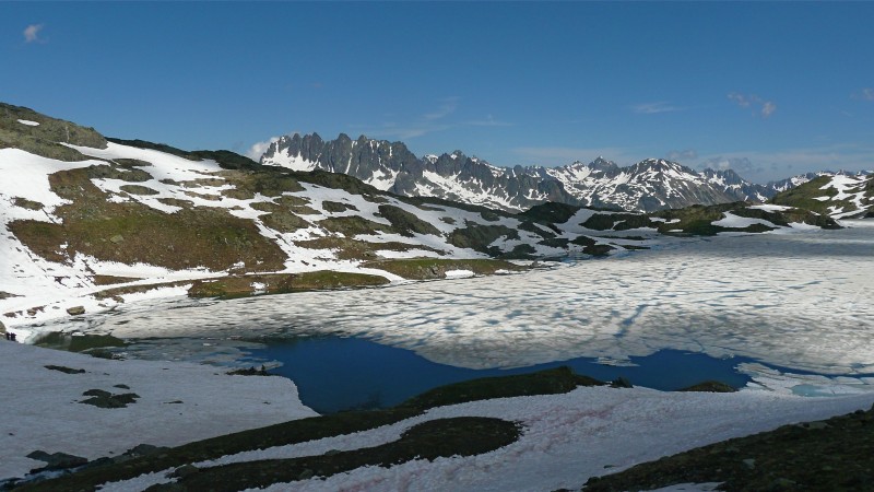 Le Grand Lac : Face aux aiguilles d'Argentière