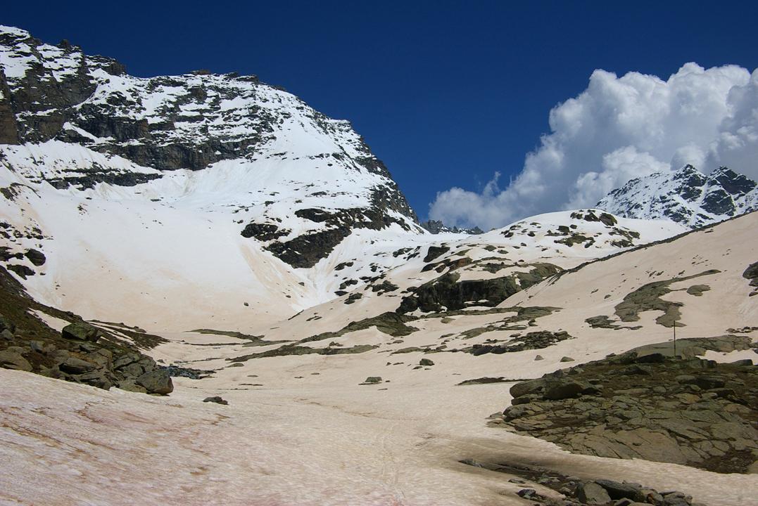#7 Vallon sources Sup de l Vallon sources Sup de l'Arc : Plaisir de l'altitude... après un mois 15/05/2008 - 15/06/2008 où il a fallu rester dans la vallée. Ca vallait de coup d'attendre.
