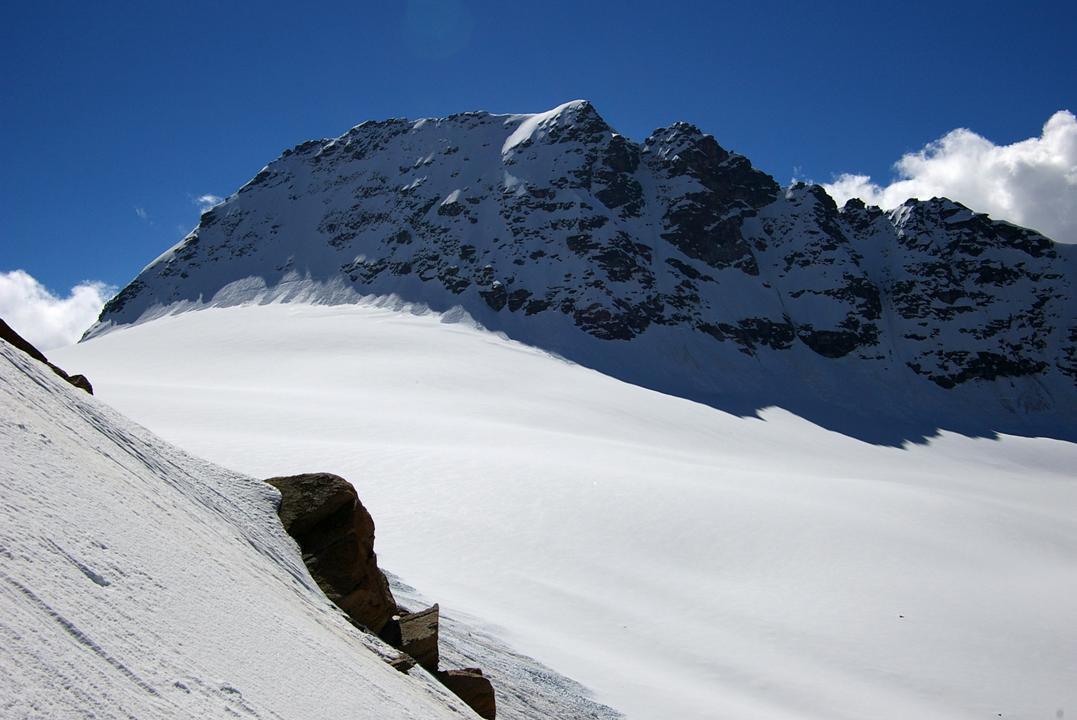 #2 Le col perdu : Le terme oriental de la Savoie, sous la face nord de la Levanna Orientale Le col perdu : Le terme oriental de la Savoie, sous la face nord de la Levanna Orientale