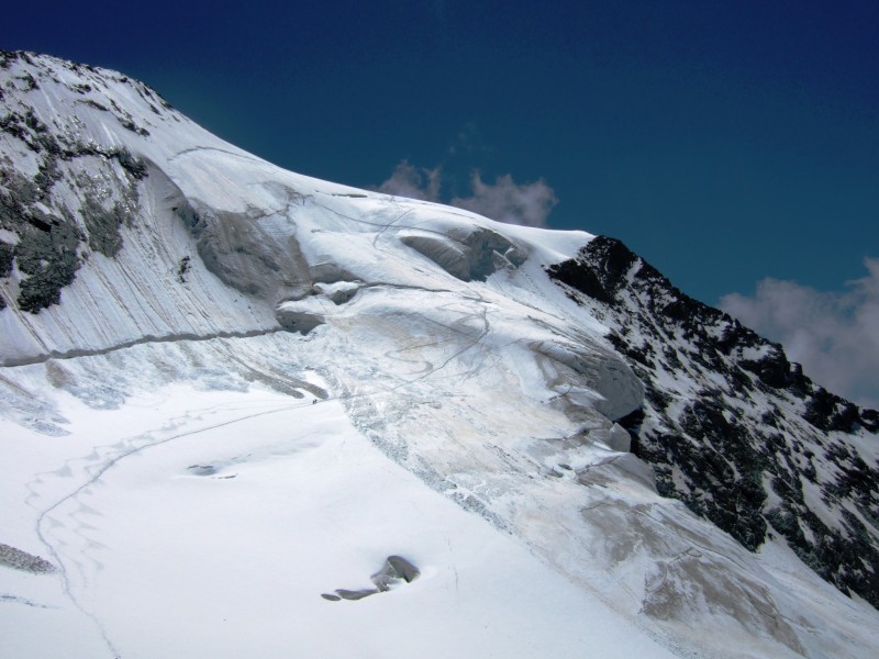 #2 Pourri par le coldes Roches : le haut de la face.Les crevasses commencent à s Pourri par le coldes Roches : le haut de la face.Les crevasses commencent à s'ouvrir