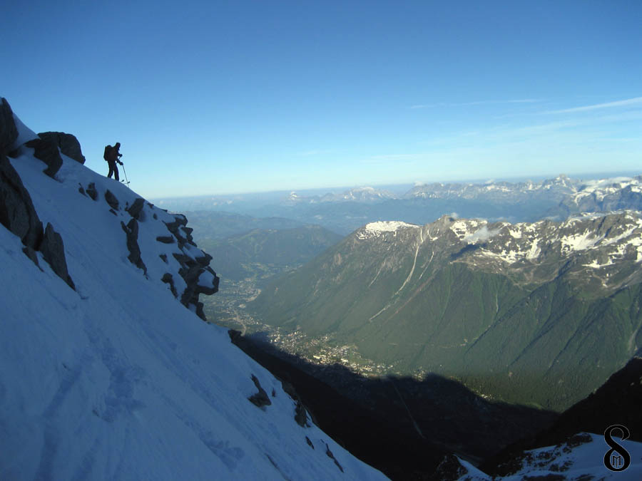 Pierre cherche un passage : De bon matin, juste au dessous des Grands Montets