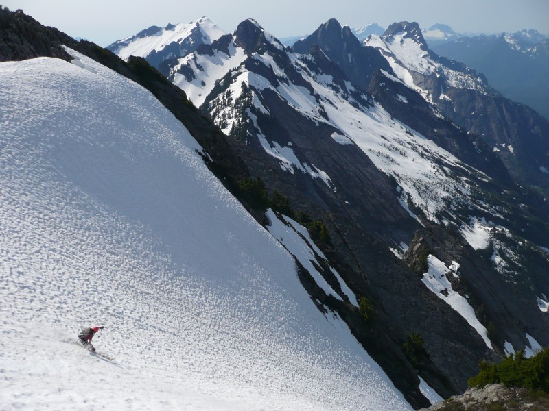 #11 Couloir Nord : Rob enquille les belles pentes du couloir Couloir Nord : Rob enquille les belles pentes du couloir